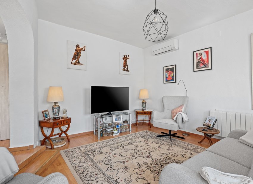 Wiederverkauf - Freistehend / Villa -
Ciudad Quesada - Rojales - Rojales