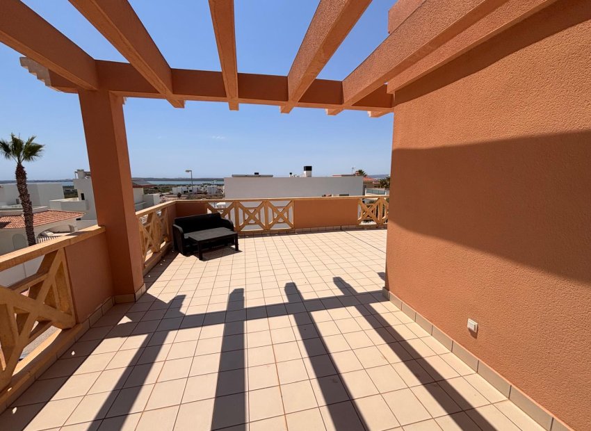 Wiederverkauf - Freistehend / Villa -
Ciudad Quesada - Rojales - Urbanización Ciudad Quesada