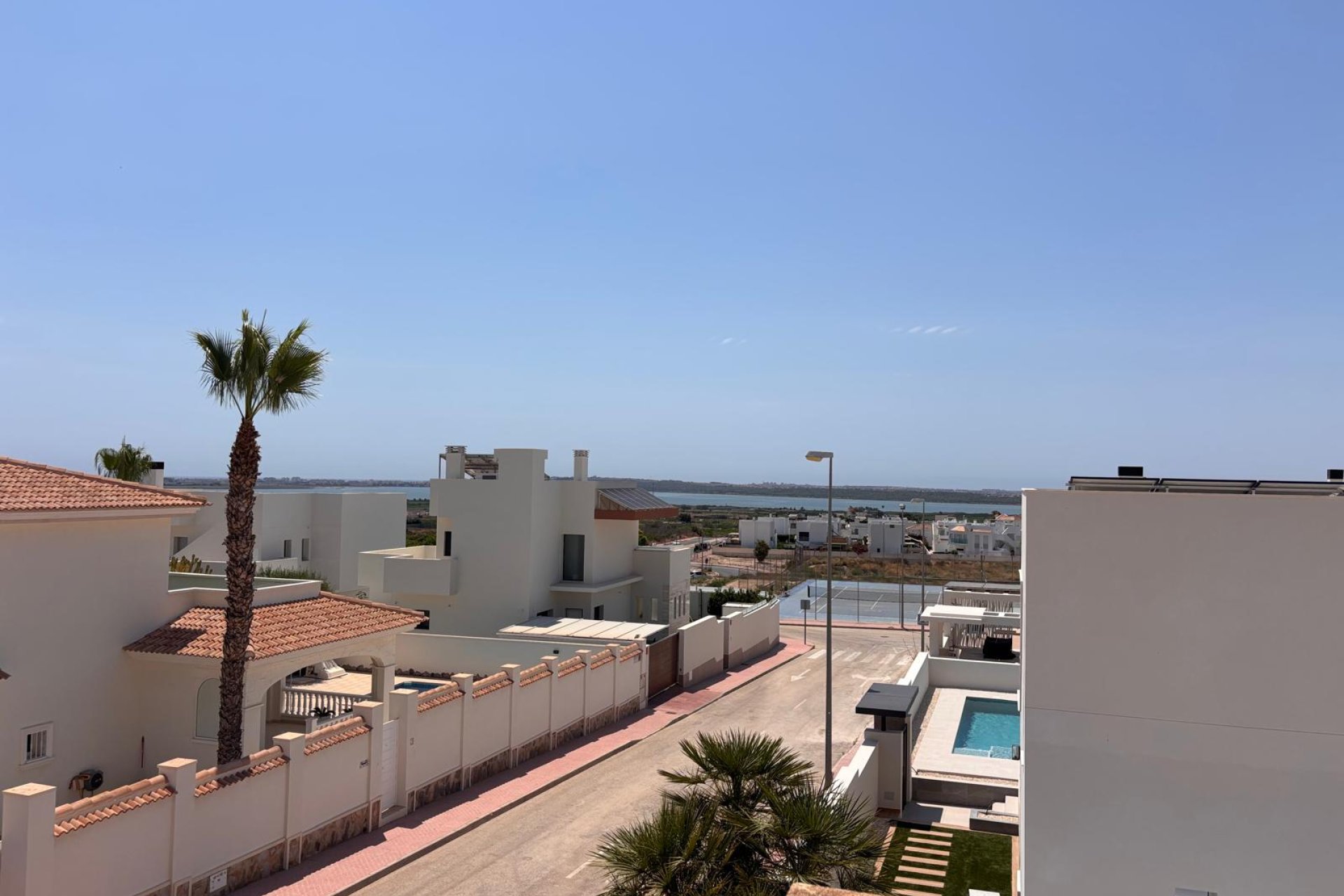 Wiederverkauf - Freistehend / Villa -
Ciudad Quesada - Rojales - Urbanización Ciudad Quesada