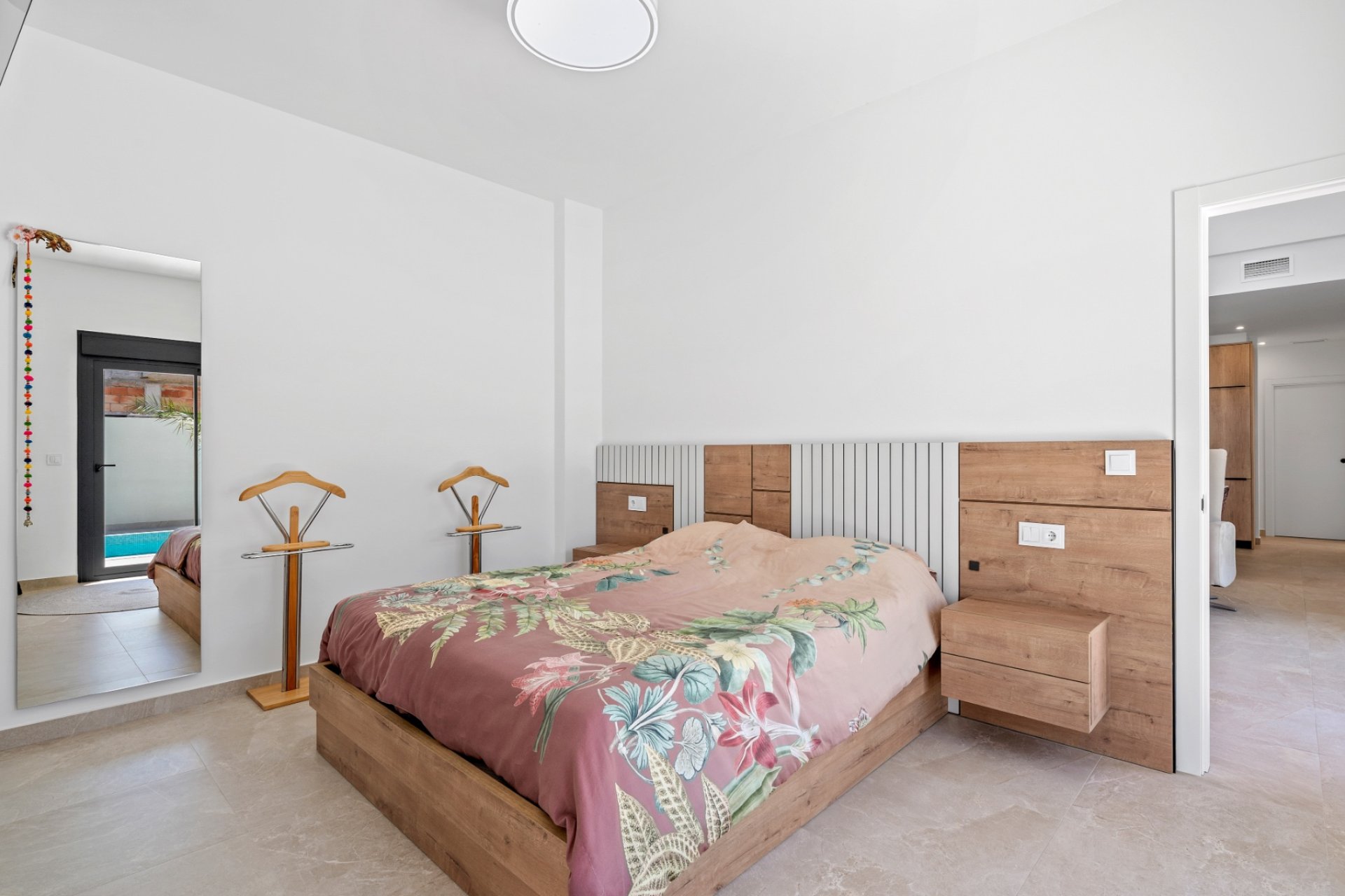 Wiederverkauf - Freistehend / Villa -
Daya Nueva - Costa Blanca South