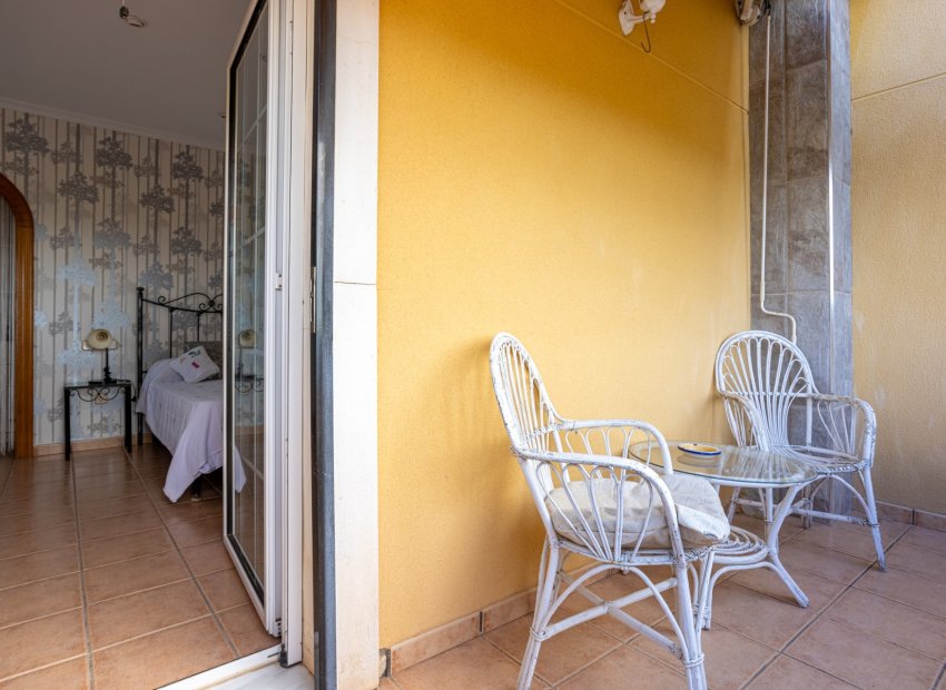 Wiederverkauf - Freistehend / Villa -
Elche - La Hoya