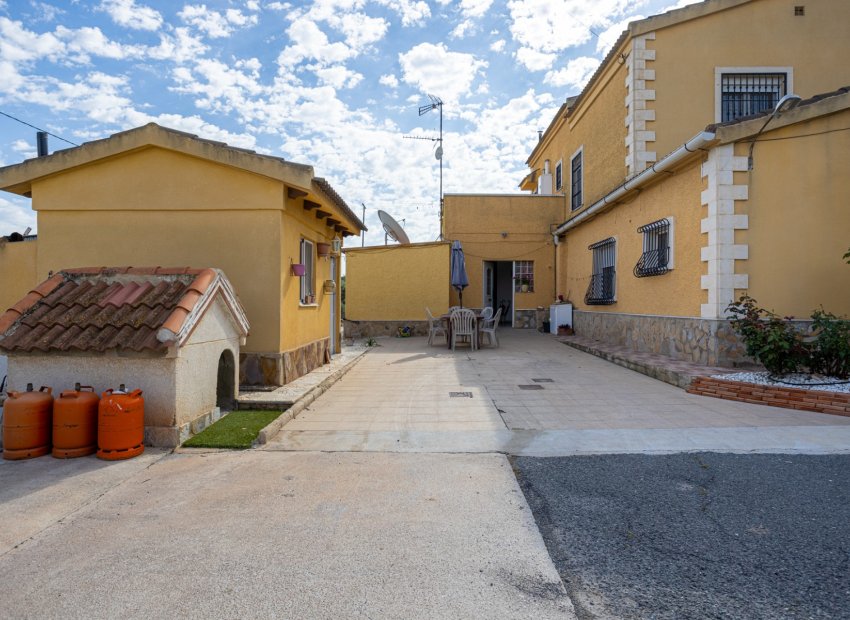 Wiederverkauf - Freistehend / Villa -
Elche - La Hoya