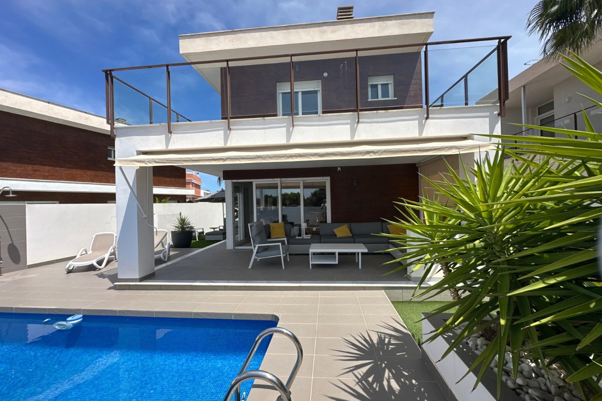 Wiederverkauf - Freistehend / Villa -
Gran Alacant