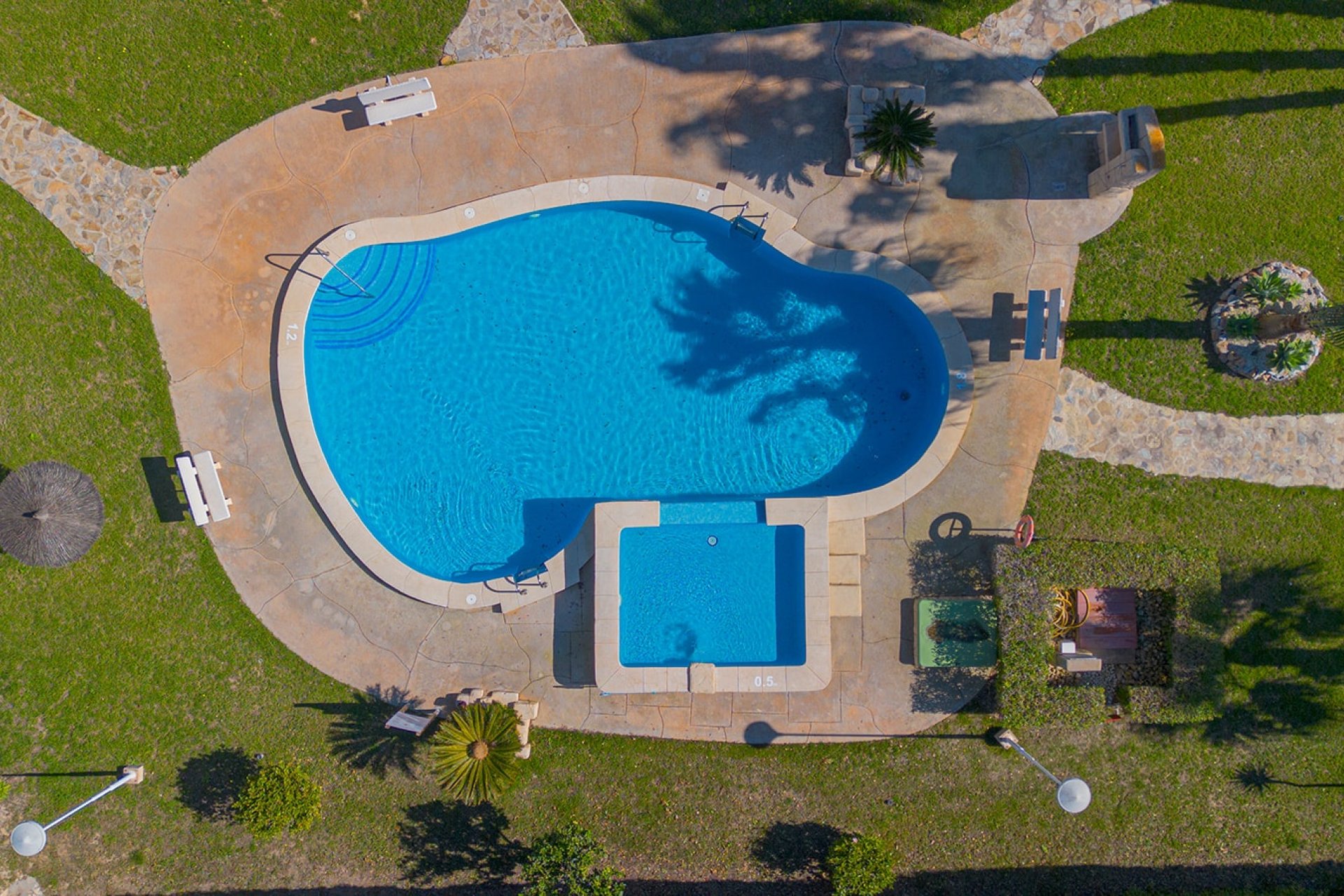 Wiederverkauf - Freistehend / Villa -
Guardamar del Segura - El Raso