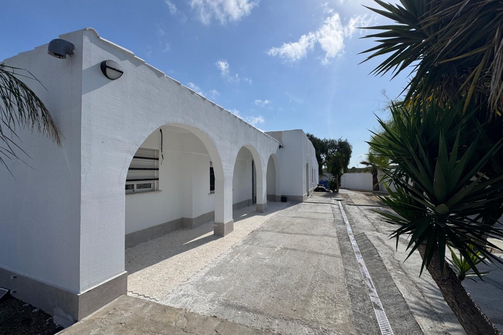 Wiederverkauf - Freistehend / Villa -
La Marina del Pinet - La Marina