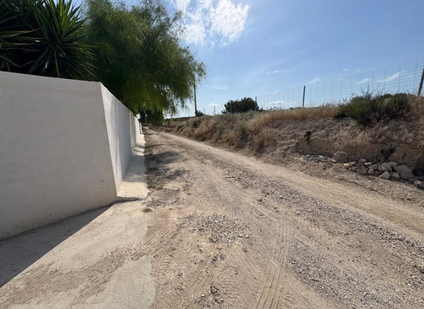 Wiederverkauf - Freistehend / Villa -
La Marina del Pinet - La Marina