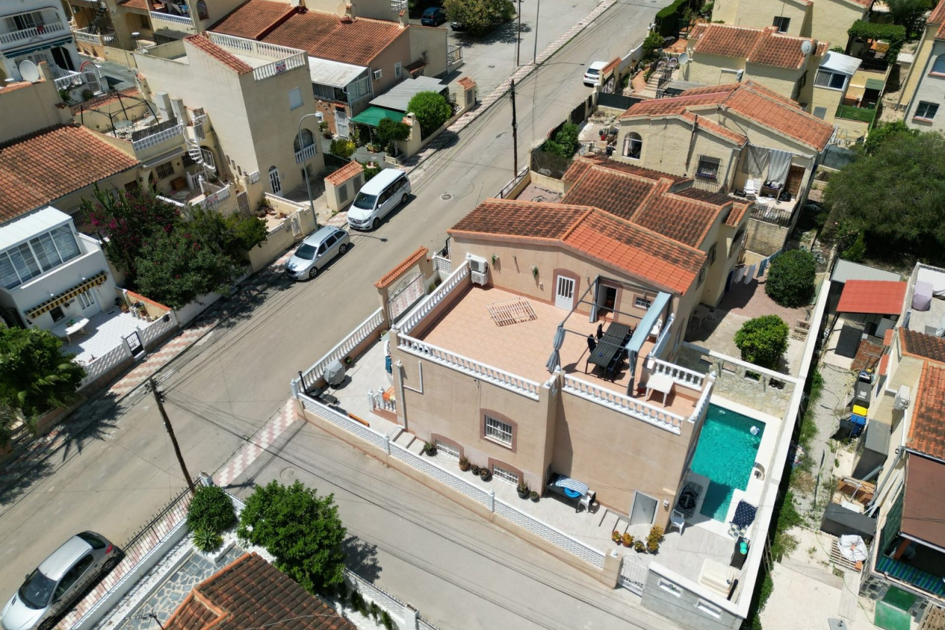 Wiederverkauf - Freistehend / Villa -
La Marina - La Marina Urb