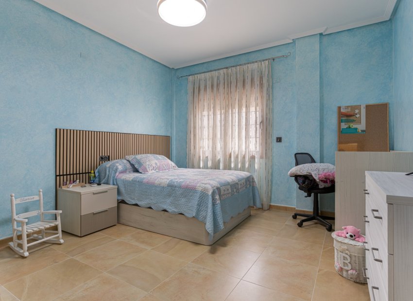 Wiederverkauf - Freistehend / Villa -
Los Montesinos - La Herrada