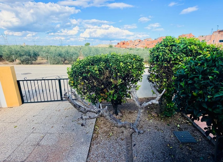 Wiederverkauf - Freistehend / Villa -
Los Montesinos - La Herrada