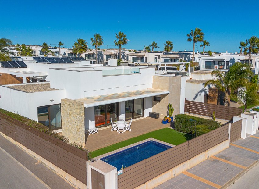 Wiederverkauf - Freistehend / Villa -
Orihuela - Entre Naranjos Vistabella Golf