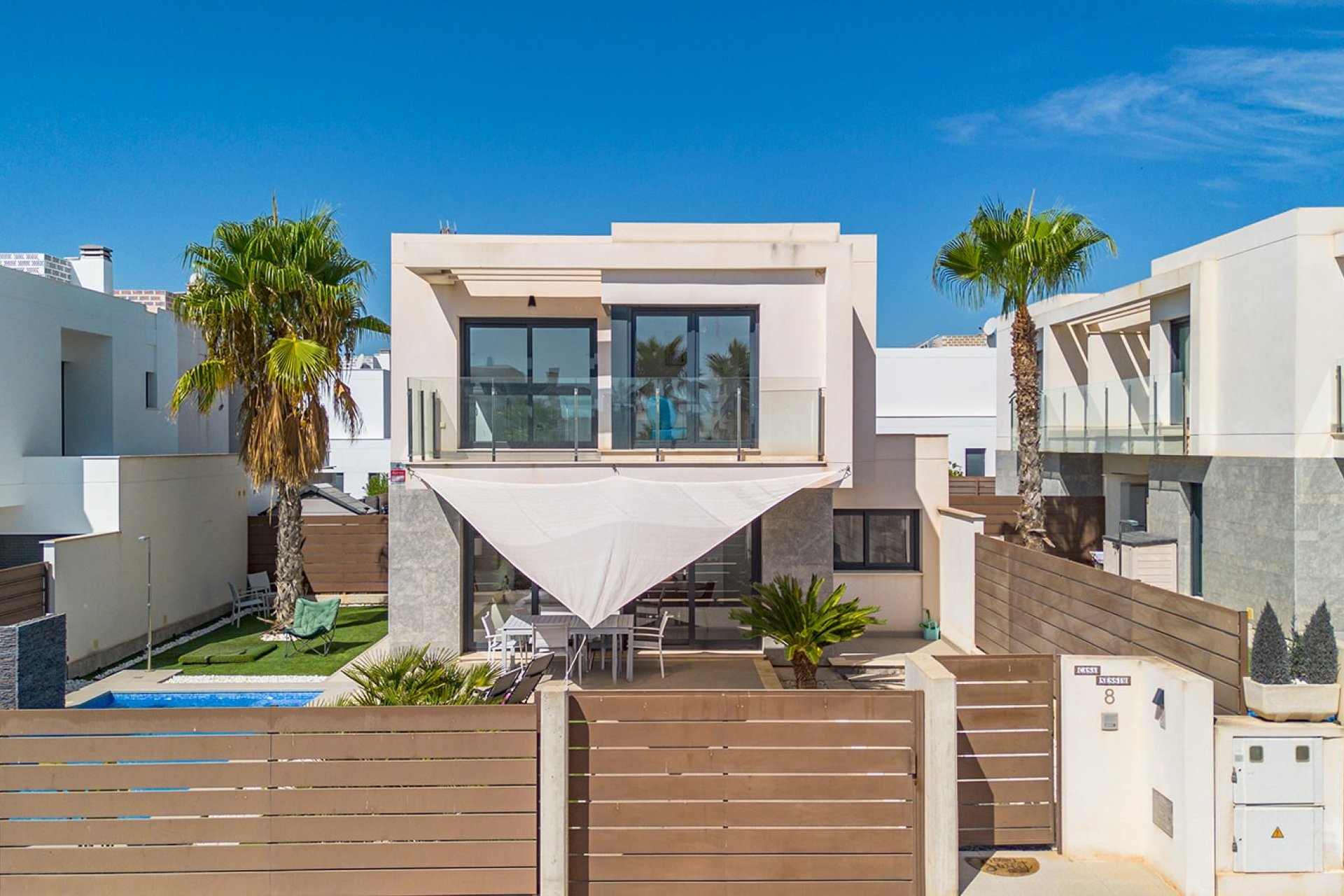 Wiederverkauf - Freistehend / Villa -
Orihuela - Entre Naranjos Vistabella Golf