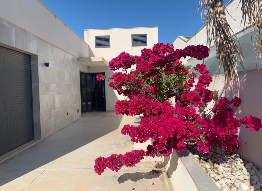 Wiederverkauf - Freistehend / Villa -
Rojales - Ciudad Quesada