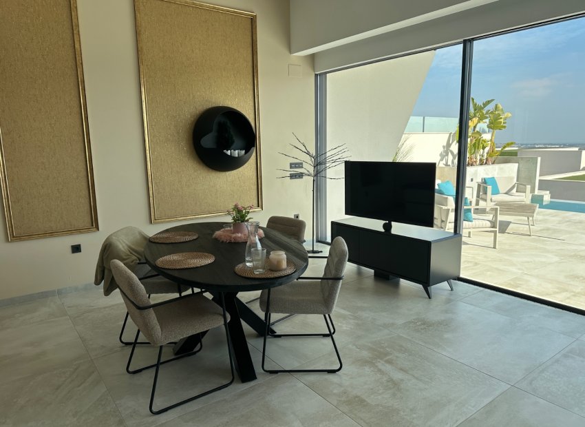 Wiederverkauf - Freistehend / Villa -
Rojales - Ciudad Quesada
