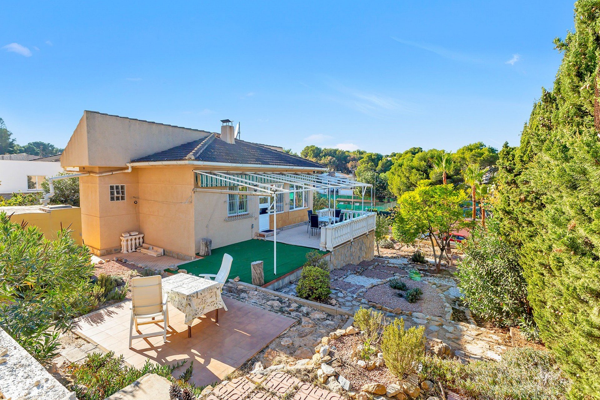 Wiederverkauf - Freistehend / Villa -
Torrevieja - Los Balcones