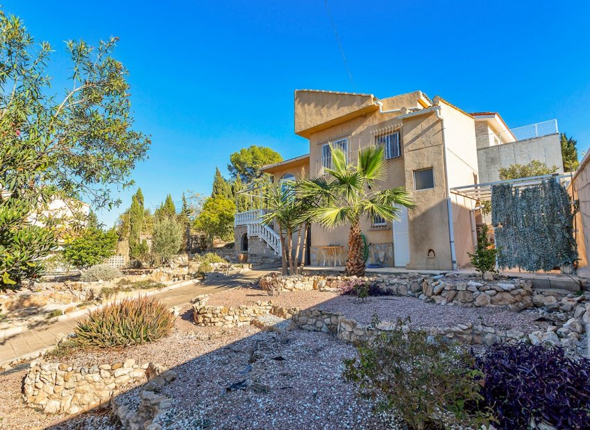 Wiederverkauf - Freistehend / Villa -
Torrevieja - Los Balcones