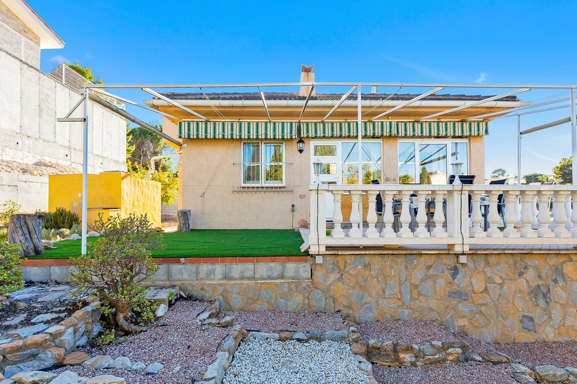 Wiederverkauf - Freistehend / Villa -
Torrevieja - Los Balcones