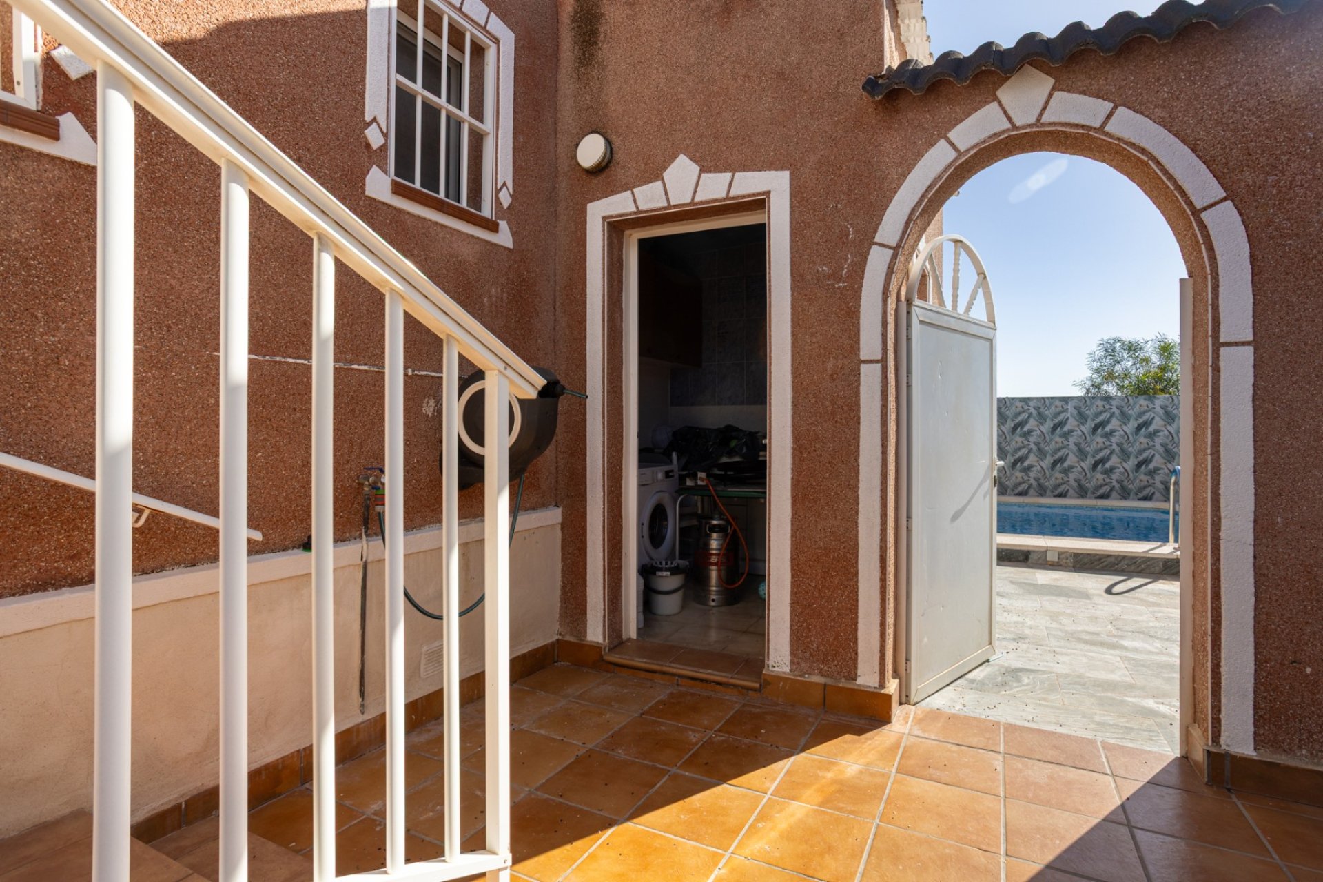 Wiederverkauf - Freistehend / Villa -
Torrevieja - Urbanización San Luis