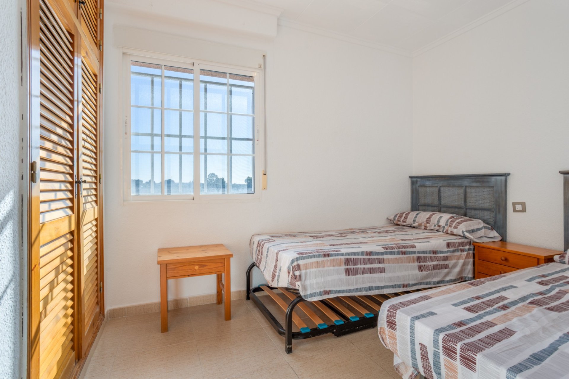 Wiederverkauf - Freistehend / Villa -
Torrevieja - Urbanización San Luis