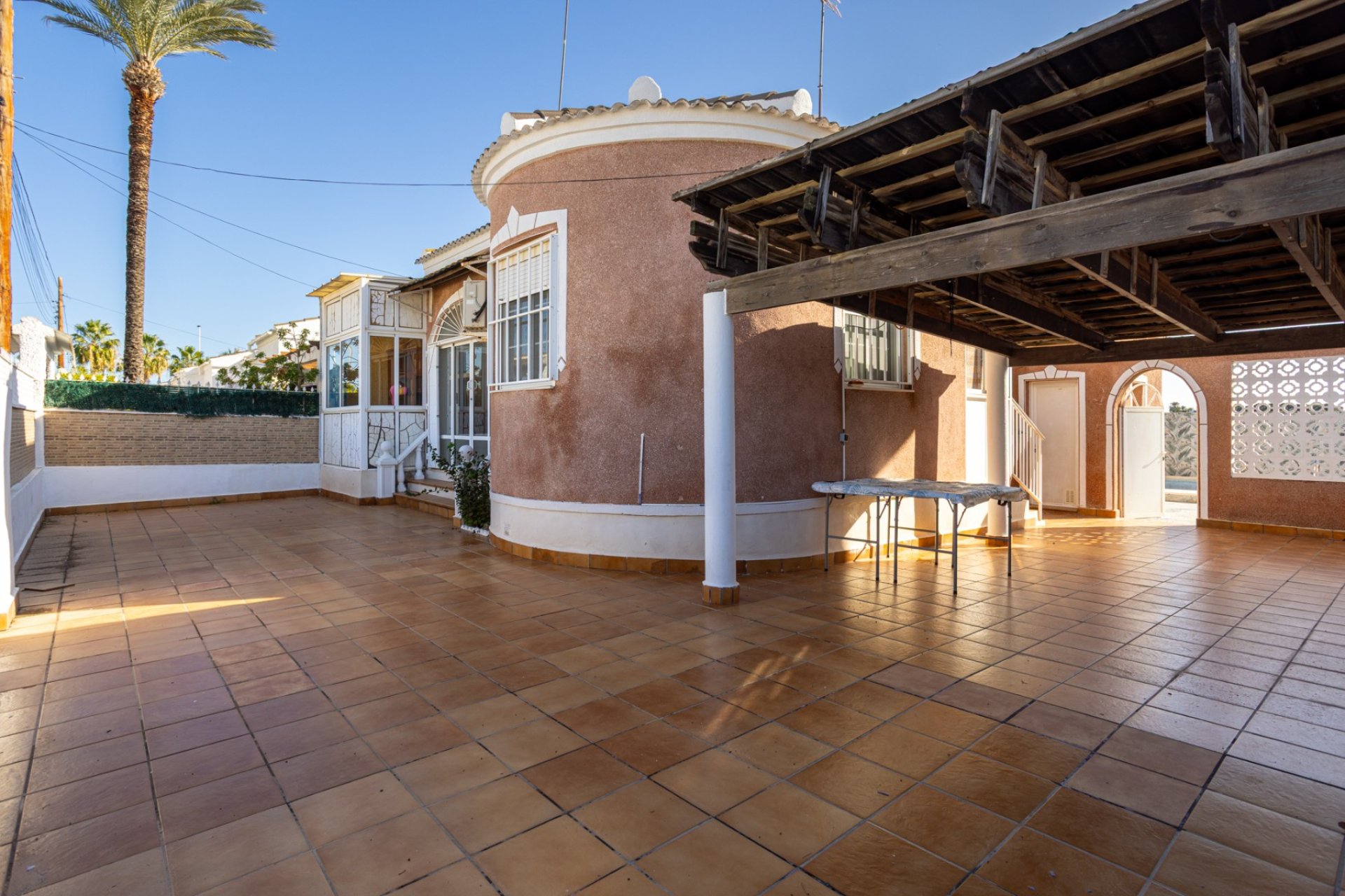 Wiederverkauf - Freistehend / Villa -
Torrevieja - Urbanización San Luis