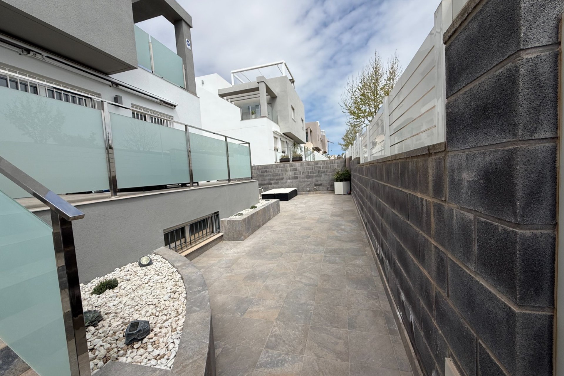 Wiederverkauf - Freistehend / Villa -
Torrevieja