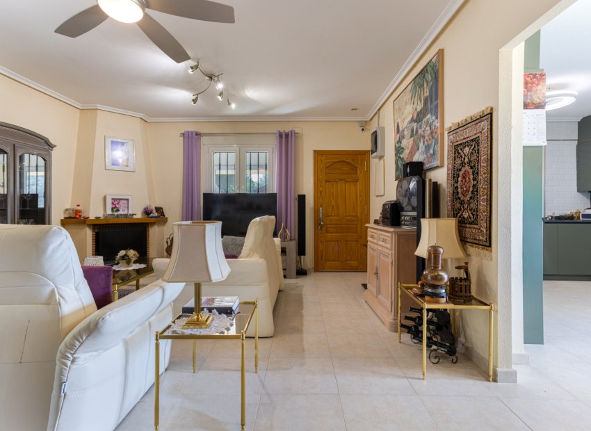 Wiederverkauf - Independent villa -
La Zarza