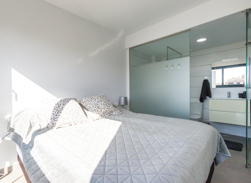 Wiederverkauf - Penthouse -
Orihuela Costa - Villamartín