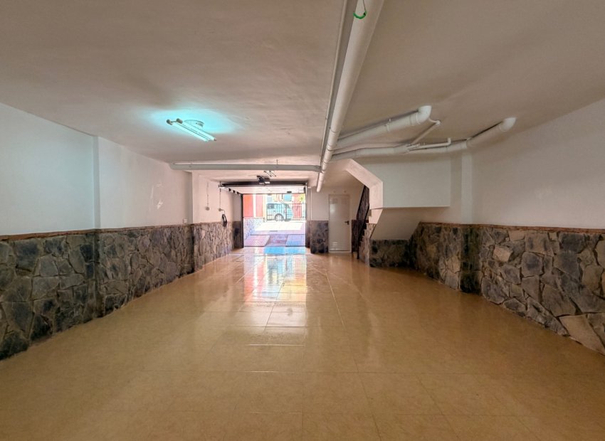 Wiederverkauf - Stadthaus -
Catral - pueblo