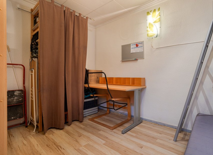 Wiederverkauf - Stadthaus -
Torrevieja - La Siesta