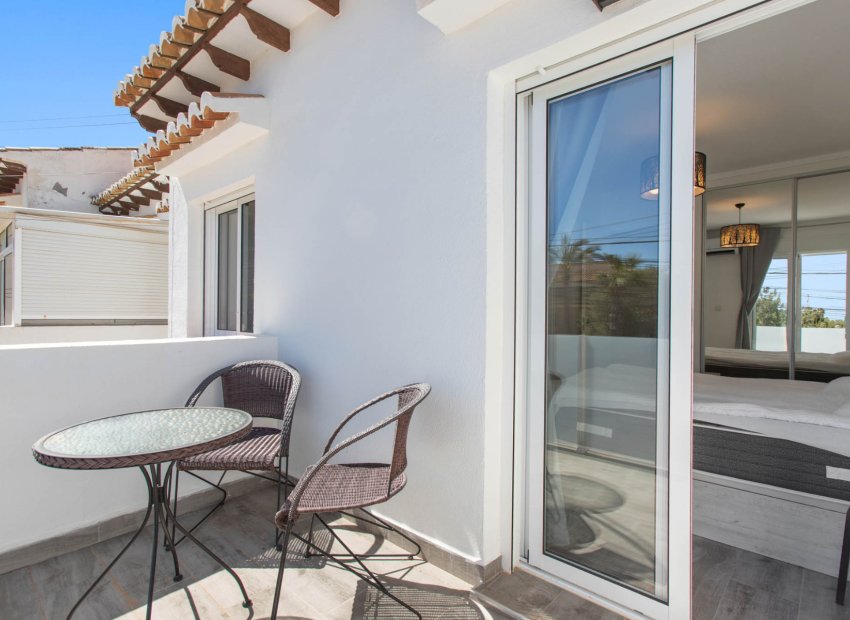 Wiederverkauf - Stadthaus -
Torrevieja - Lago Jardin