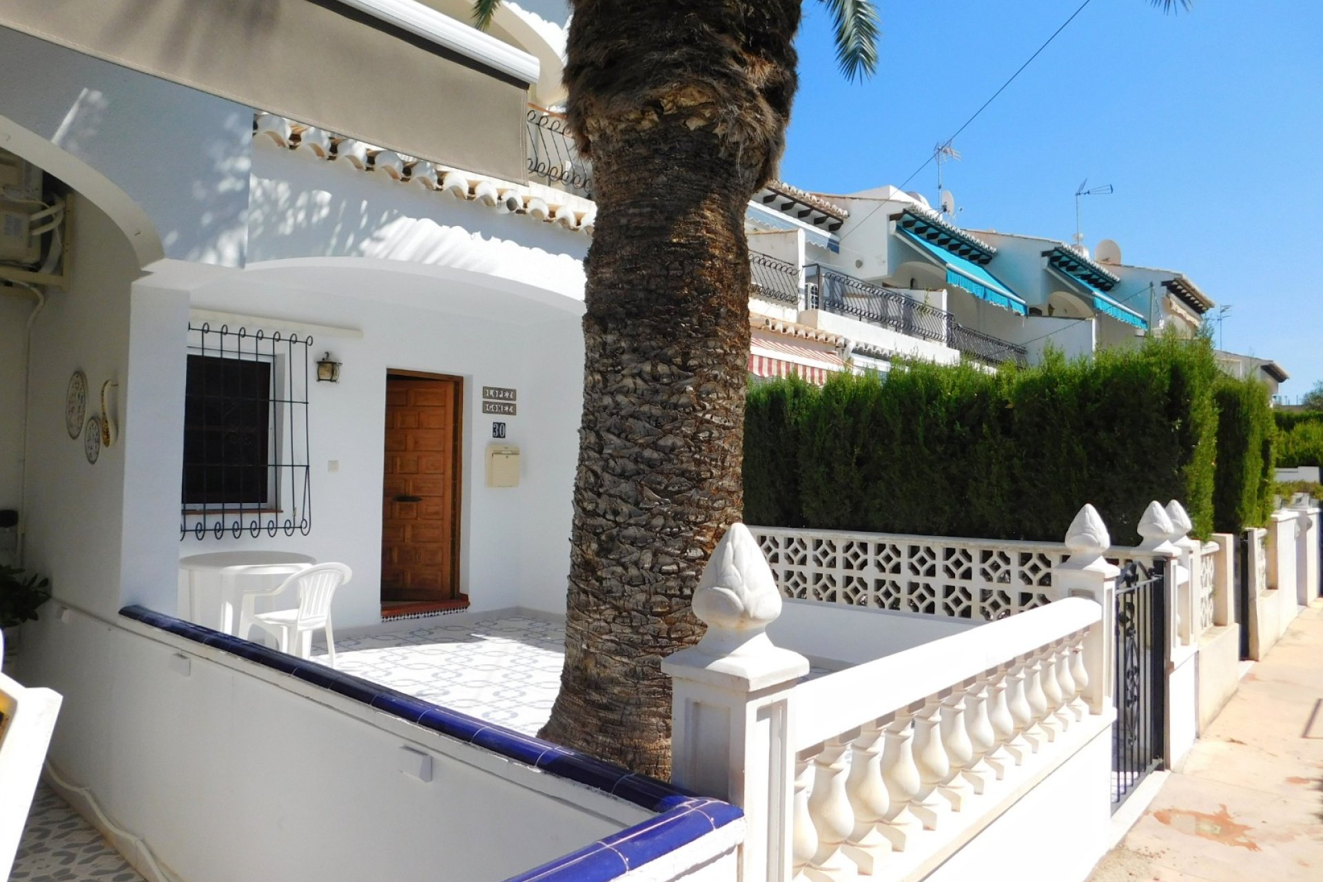 Wiederverkauf - Stadthaus -
Torrevieja - Lago Jardin