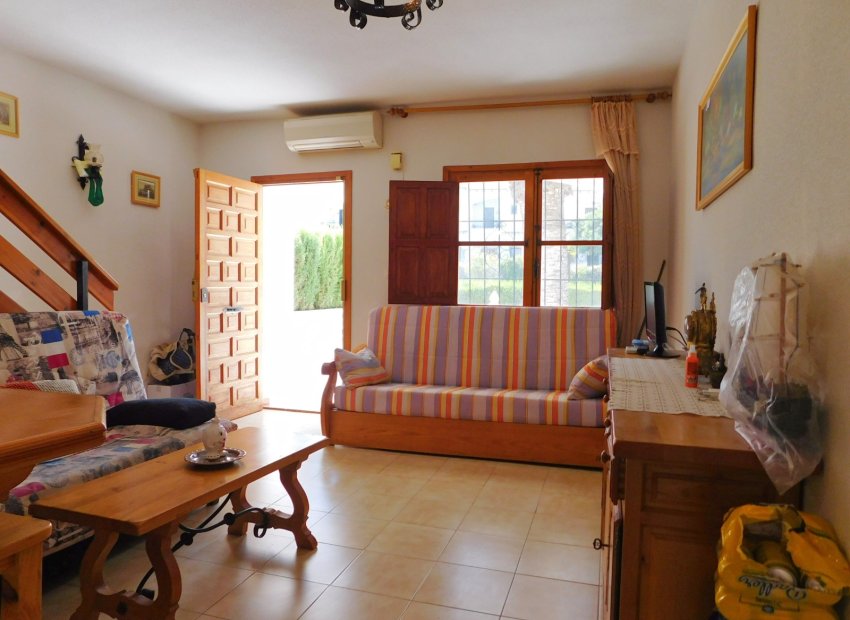 Wiederverkauf - Stadthaus -
Torrevieja - Lago Jardin