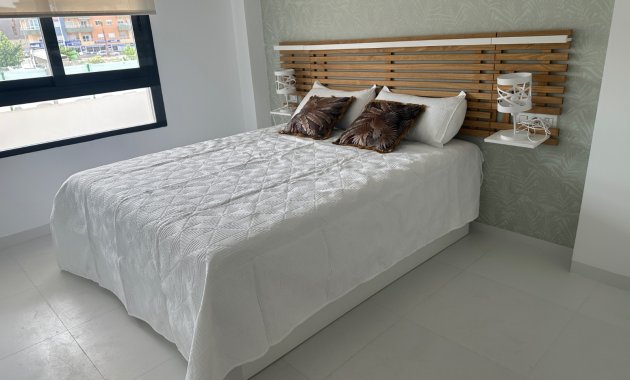 Reventa - Apartamento -
San Miguel de Salinas