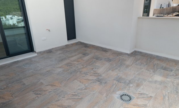 Neue Gebäude - Freistehend / Villa -
Polop