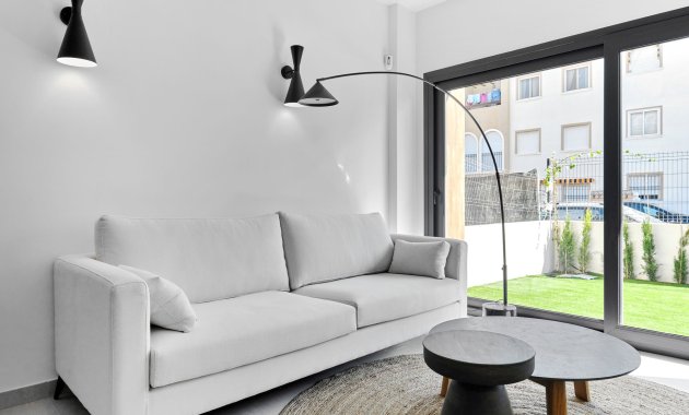 Neue Gebäude - Bungalow - Erdgeschosswohnung -
Torrevieja