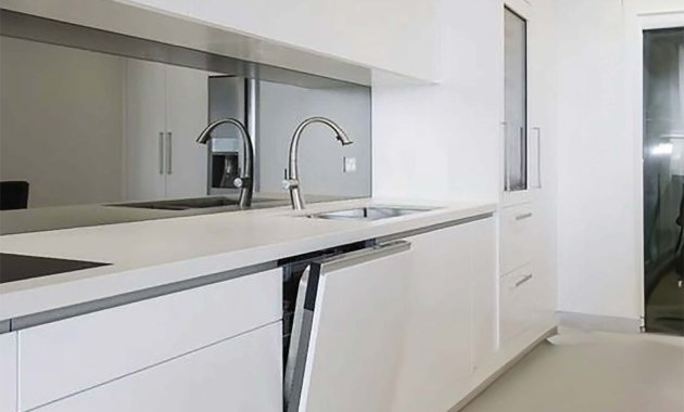 Neue Gebäude - Apartment -
Relleu