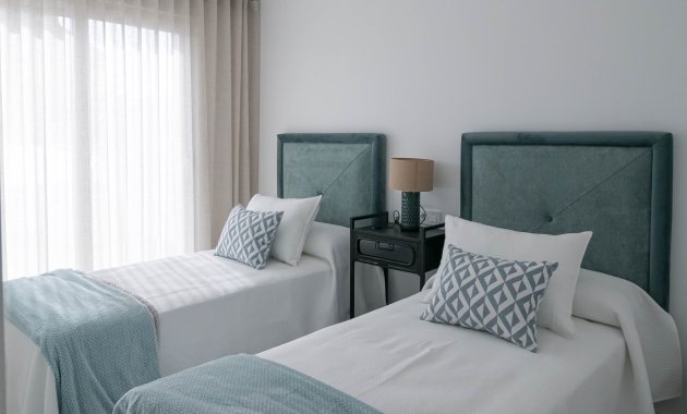 Neue Gebäude - Stadthaus -
Jerónimo y Avileses