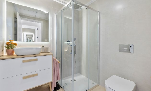 Nouvelle construction - Bungalow - Rez-de-chausée -
Torrevieja