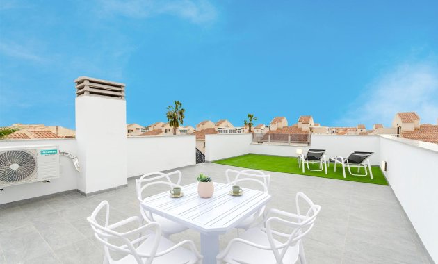 Obra nueva - Villa -
Torrevieja - Torretas