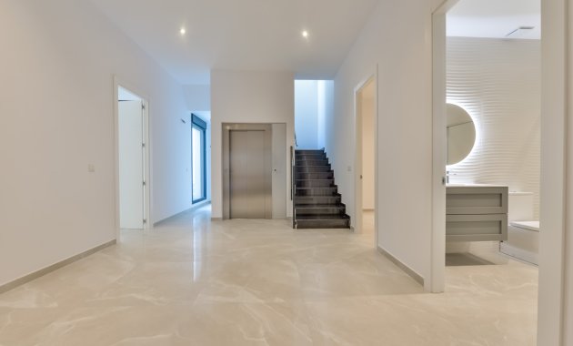 Obra nueva - Independiente / Villa -
Finestrat