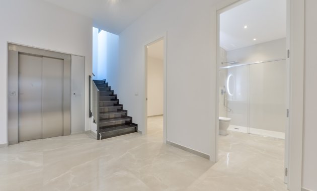 Obra nueva - Independiente / Villa -
Finestrat