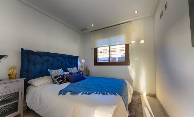 Obra nueva - Casa adosada -
Pilar de la Horadada