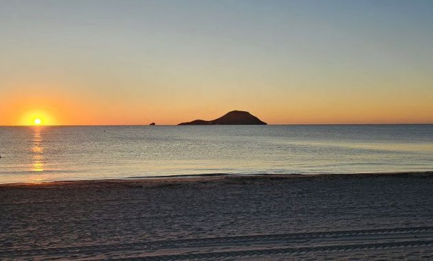 Obra nueva - Apartamento -
La Manga del Mar Menor - La Manga