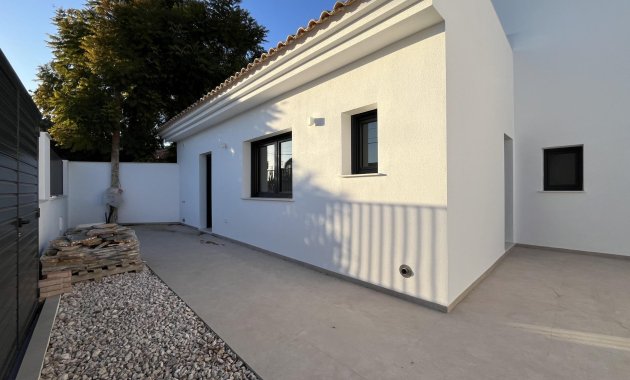 Neue Gebäude - Freistehend / Villa -
San Pedro del Pinatar - San Pedro Del Pinatar
