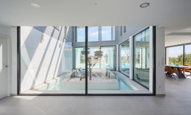 Obra nueva - Independiente / Villa -
Banos y Mendigo - Altaona Golf