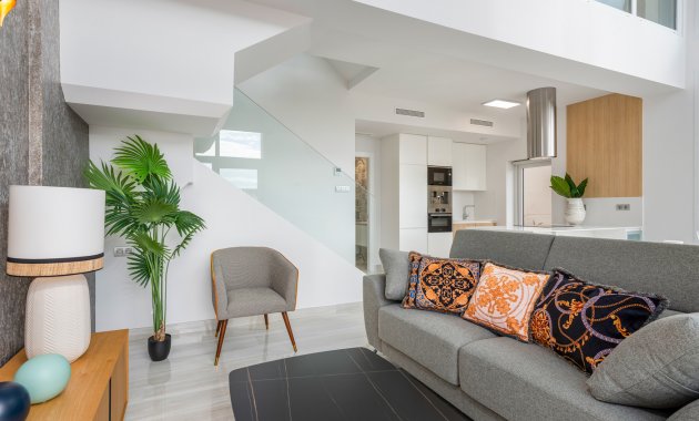 Obra nueva - Independiente / Villa -
Los Montesinos