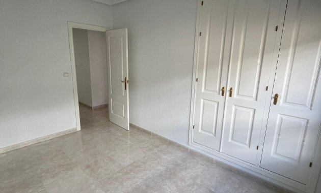 Obra nueva - Apartamento -
Orihuela Costa