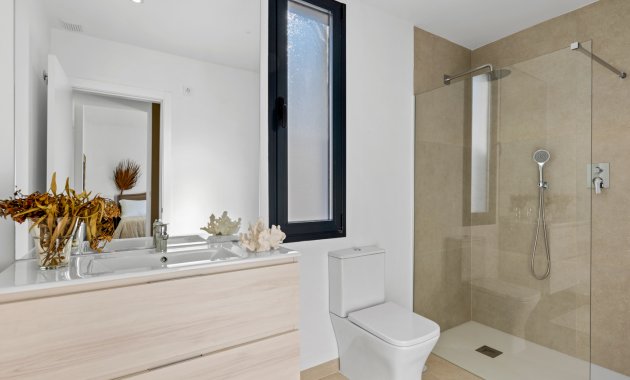 Obra nueva - Independiente / Villa -
Islas Menores