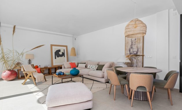 Obra nueva - Independiente / Villa -
Islas Menores