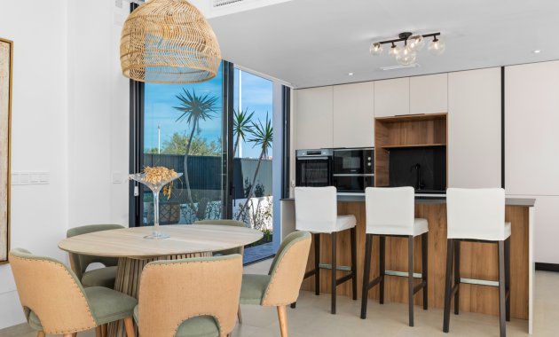 Obra nueva - Independiente / Villa -
Islas Menores