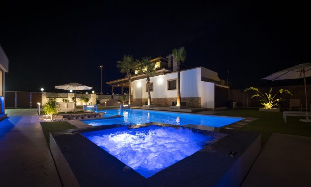 Nieuwbouw Woningen - Vrijstaande woning / Villa -
Jerónimo y Avileses